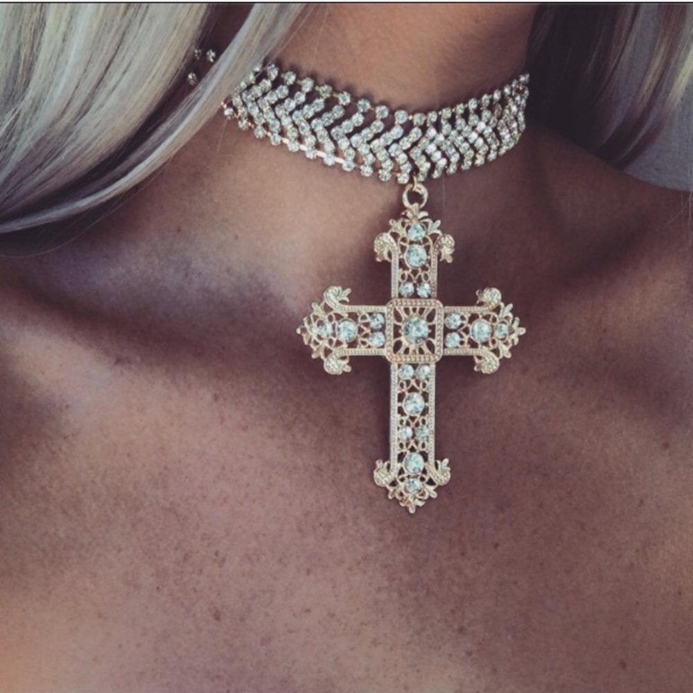 Fawnstar You Wish, Bish Choker